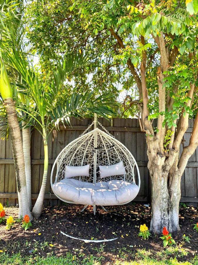 Private Heated Pool Oasis Pet-Friendly Retreat Short Or Long Stays Sleeps 2-8 Ppl Pompano Beach Kültér fotó