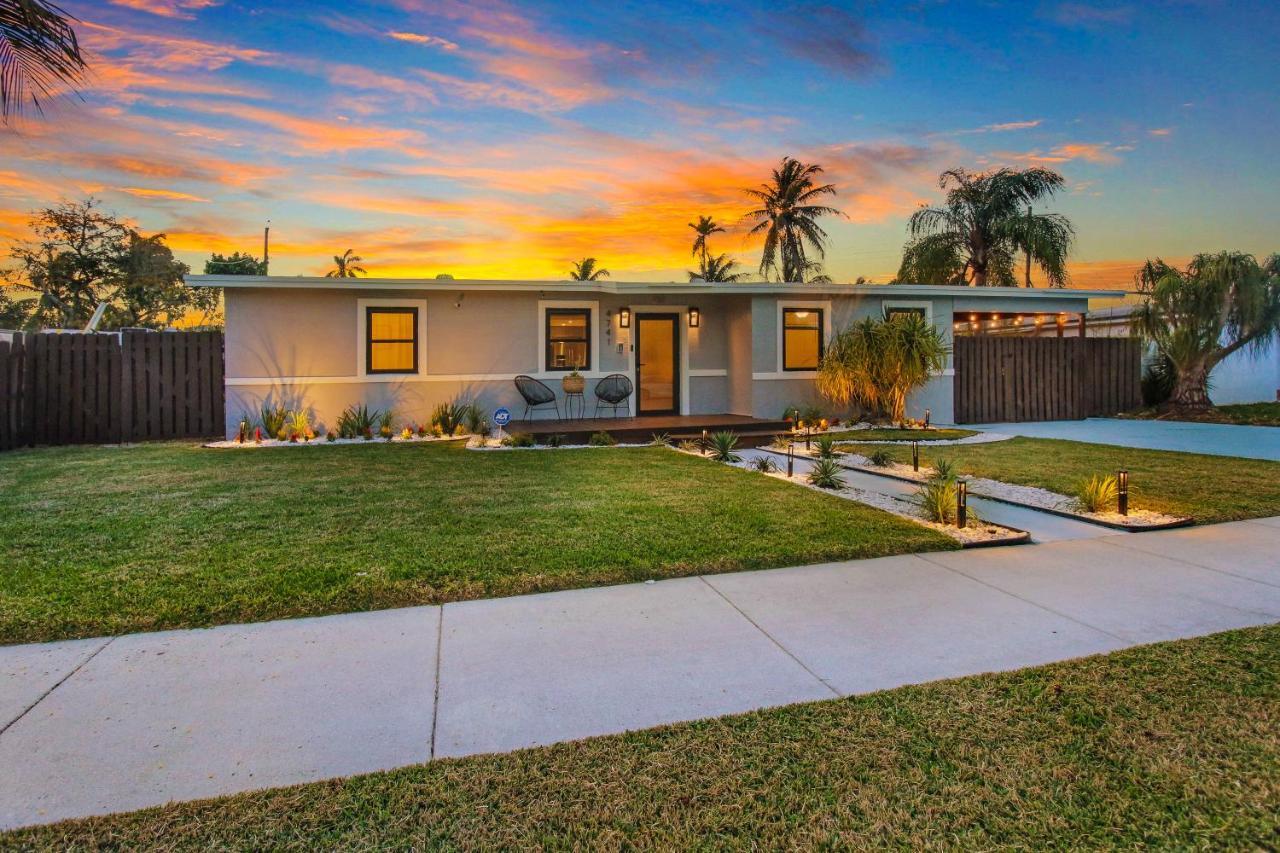 Private Heated Pool Oasis Pet-Friendly Retreat Short Or Long Stays Sleeps 2-8 Ppl Pompano Beach Kültér fotó