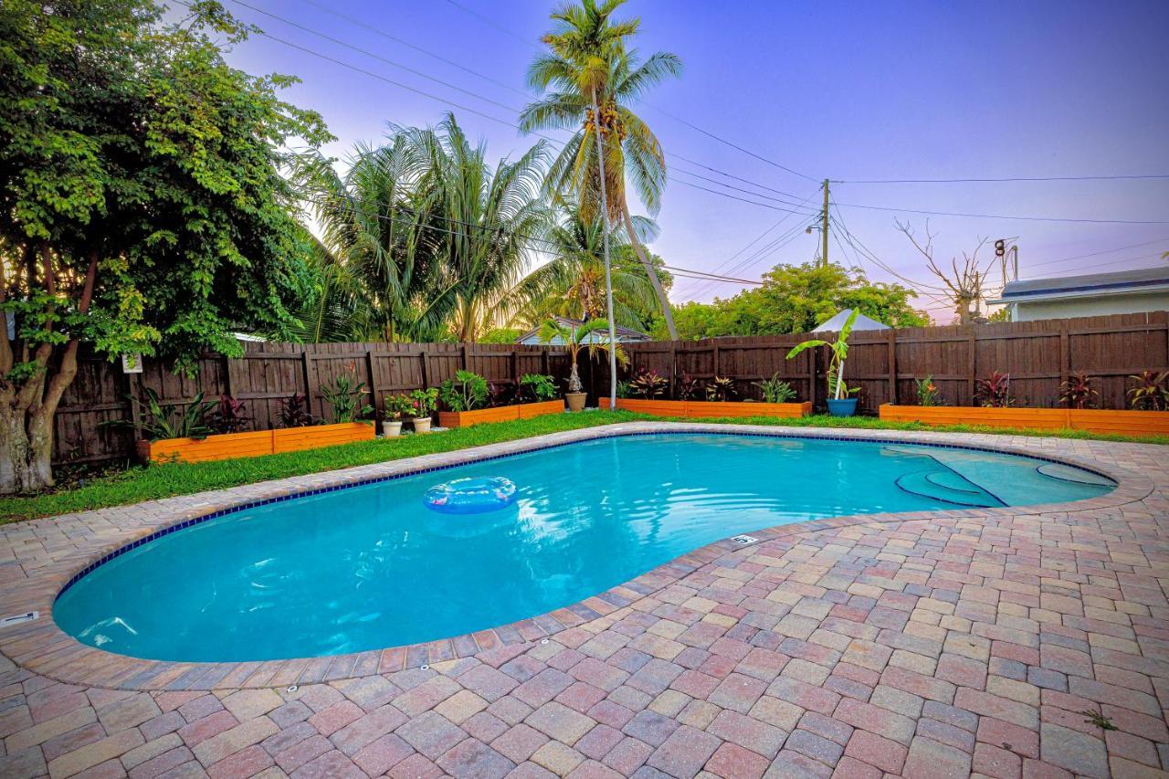 Private Heated Pool Oasis Pet-Friendly Retreat Short Or Long Stays Sleeps 2-8 Ppl Pompano Beach Kültér fotó